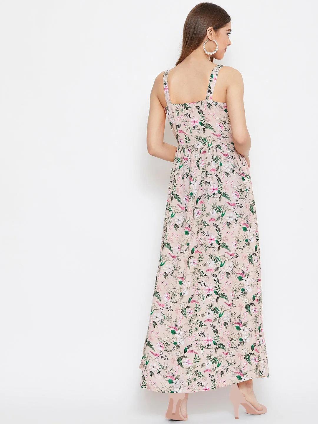 Berrylush Women Multi-Colour Floral Sweetheart Neck Maxi Dress