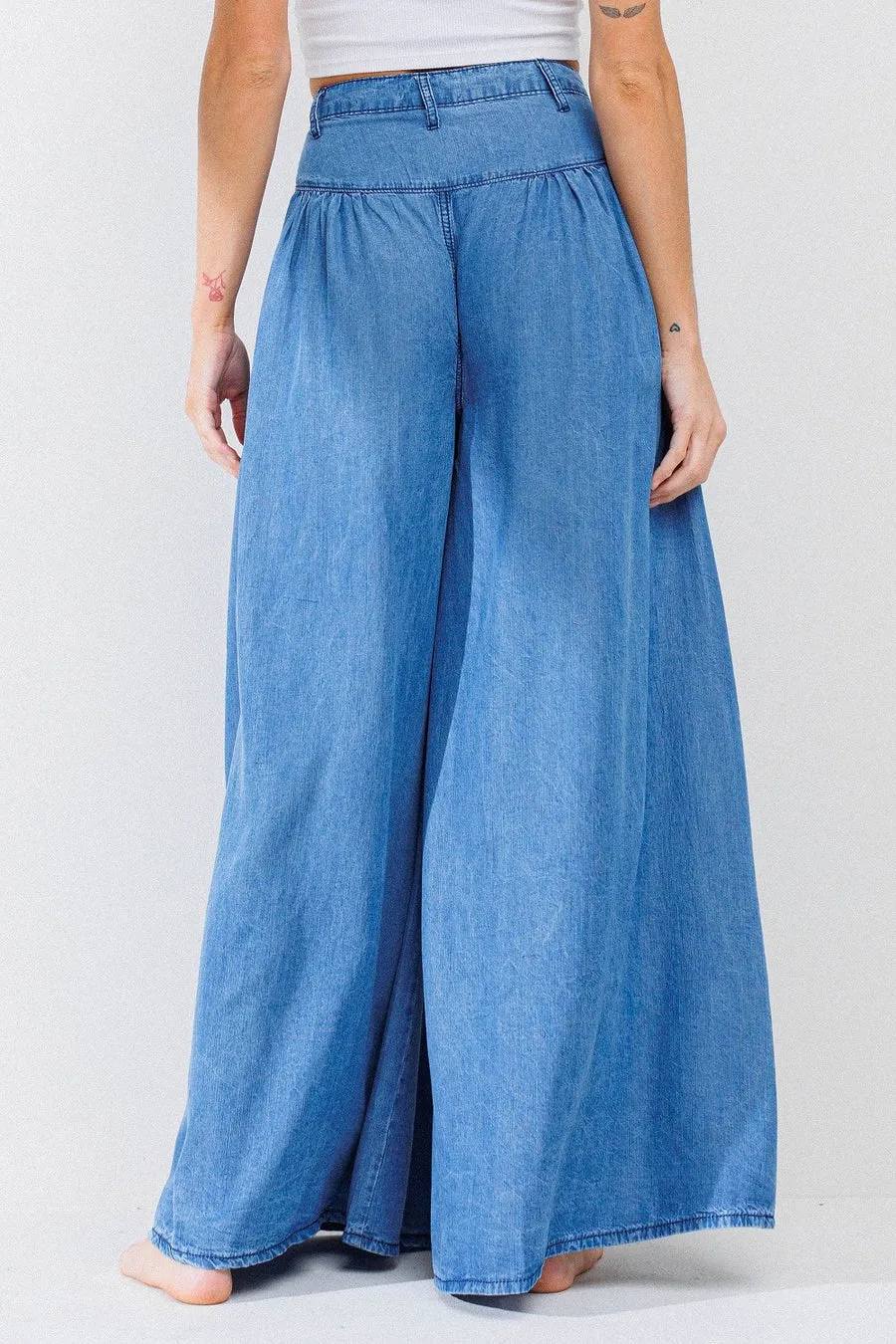 Chambray Wide Leg Jean