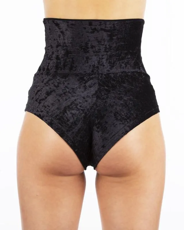 Dragonfly Betty High-Waisted Shorts - Velvet Black