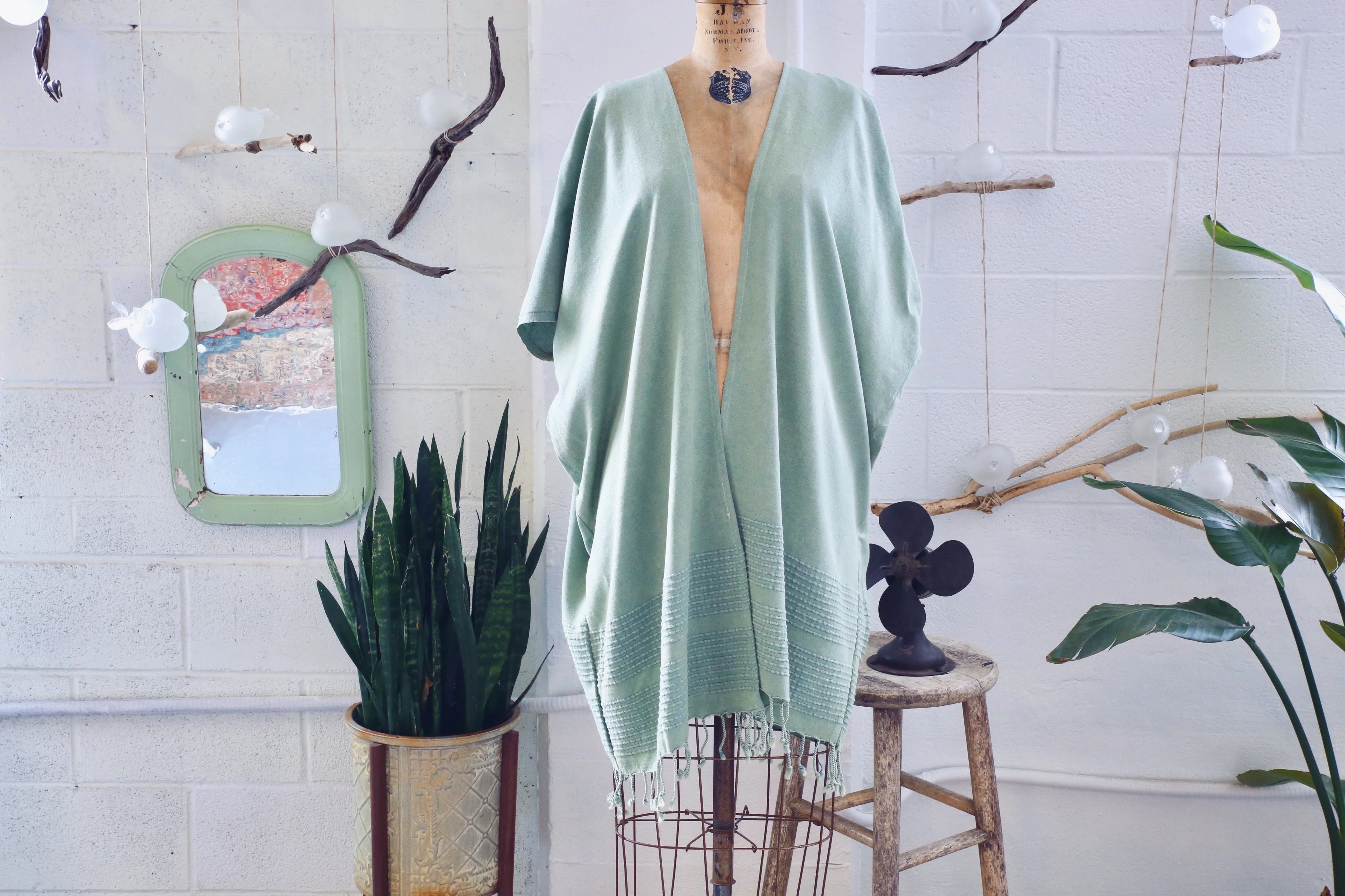 Pestemal Kaftan in sea green (one size)