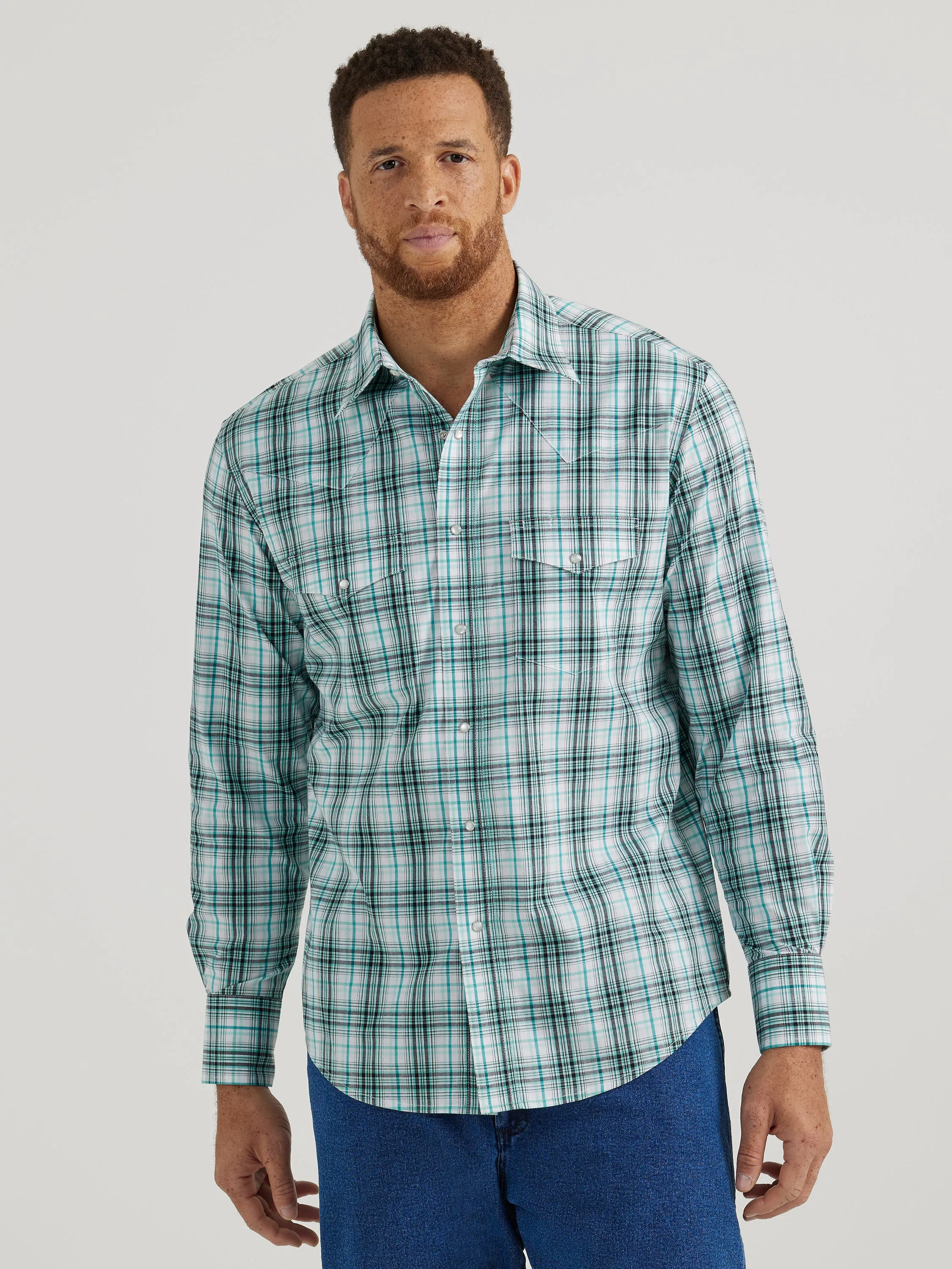 Wrangler Wrinkle Resist Turquoise/White/Black Plaid Western Snap Shirt for Men